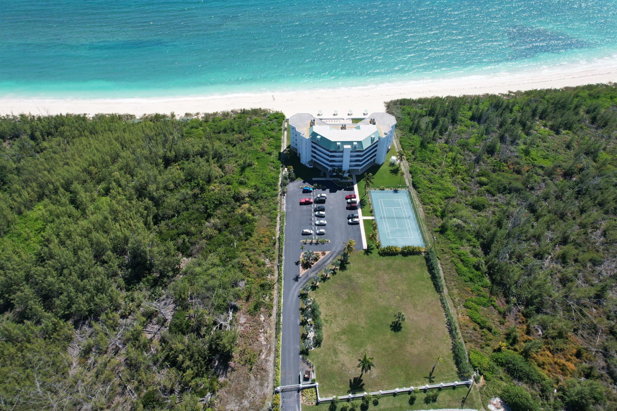 /listing-condo-in-lucaya-81577.html from Coldwell Banker Bahamas Real Estate