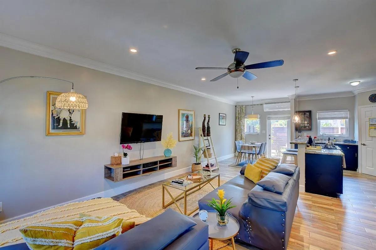 /listing-condo-in-love-beach-81737.html from Coldwell Banker Bahamas Real Estate