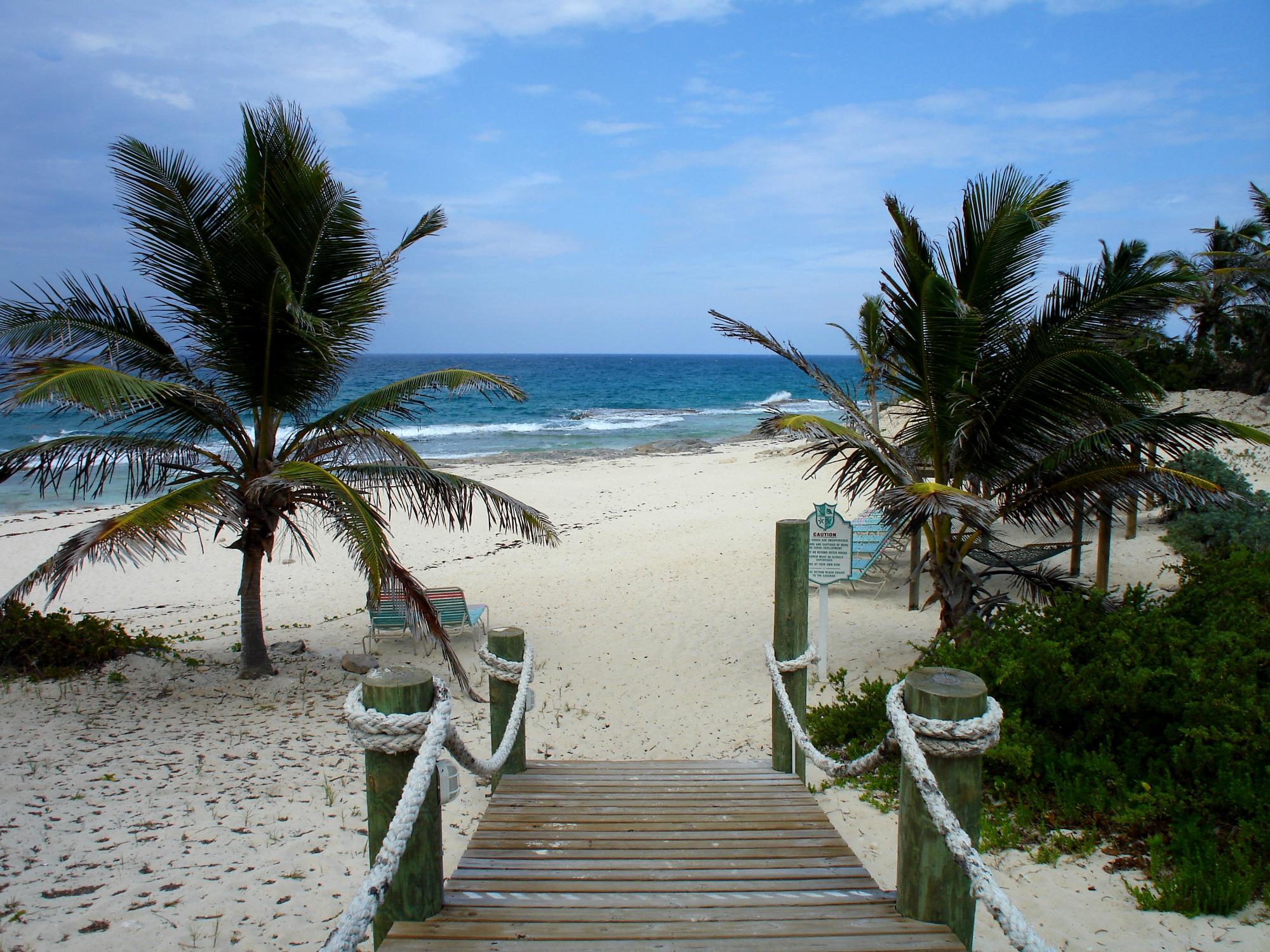 /listing-lots-acreage-in-stella-maris-81761.html from Coldwell Banker Bahamas Real Estate