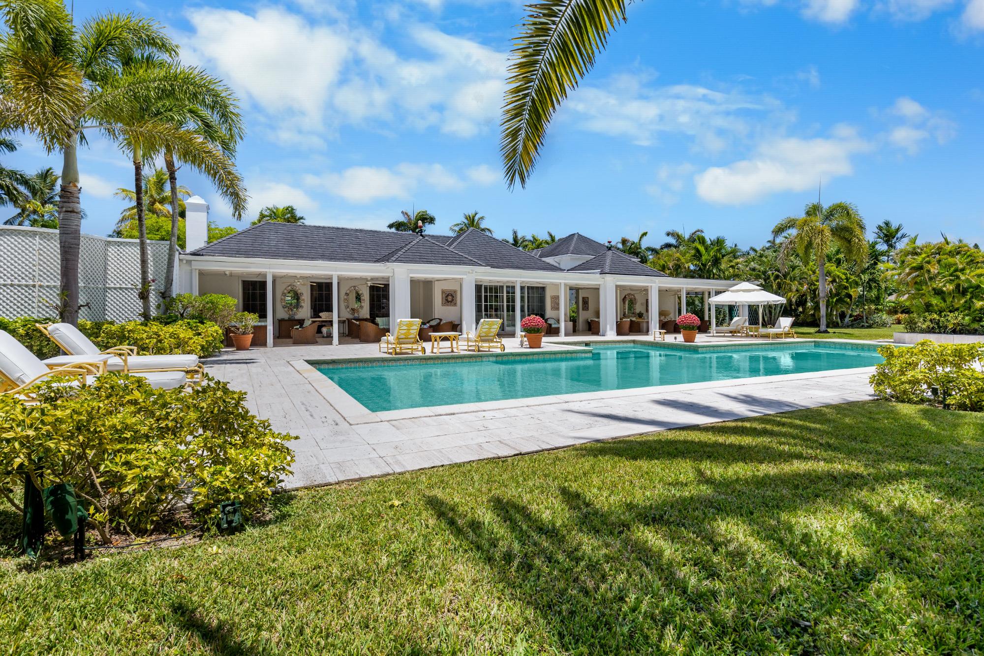 /listing-single-family-home-in-lyford-cay-81833.html from Coldwell Banker Bahamas Real Estate