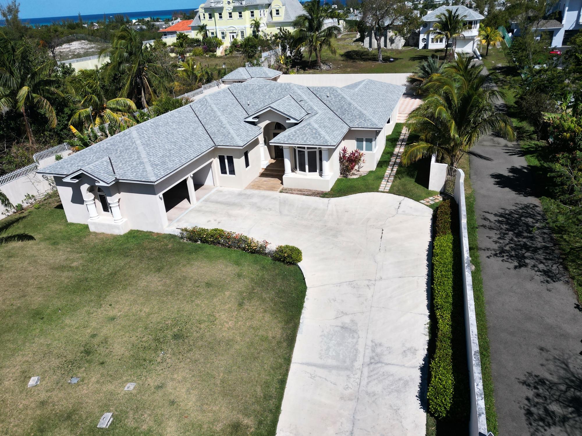 /listing-single-family-home-in-westridge-82027.html from Coldwell Banker Bahamas Real Estate