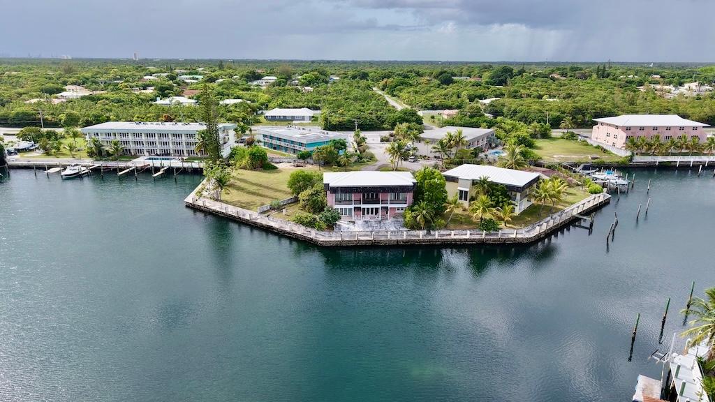 /listing-single-family-home-in-freeport-82050.html from Coldwell Banker Bahamas Real Estate