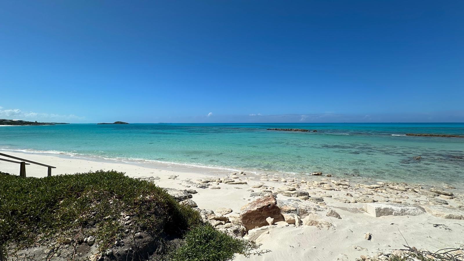 /listing-lots-acreage-in-little-exuma-82104.html from Coldwell Banker Bahamas Real Estate
