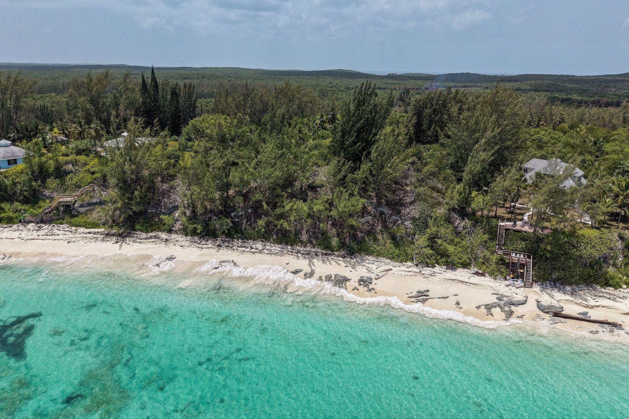 /listing-lots-acreage-in-palmetto-point-82106.html from Coldwell Banker Bahamas Real Estate