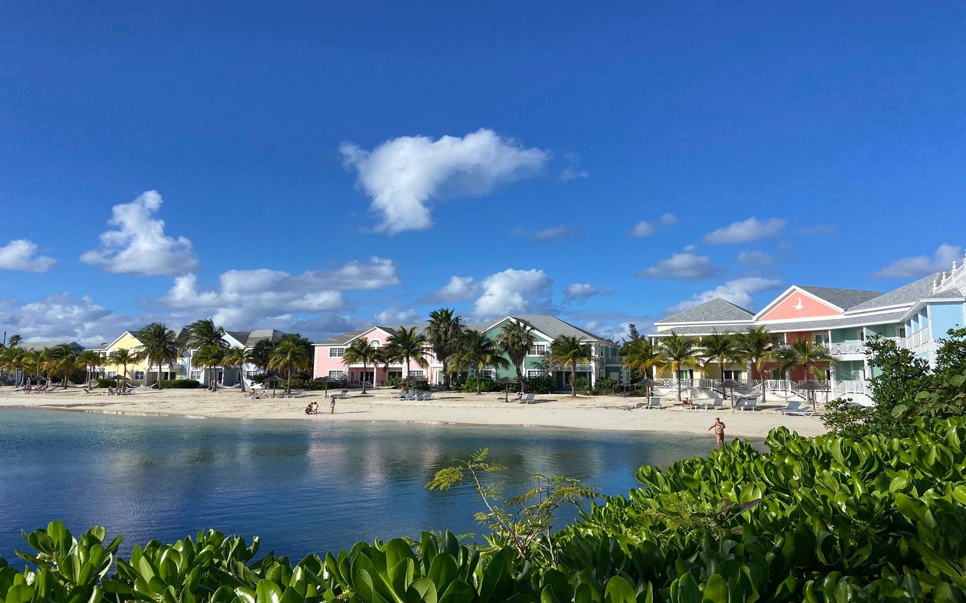 /listing-condo-in-west-bay-street-82142.html from Coldwell Banker Bahamas Real Estate