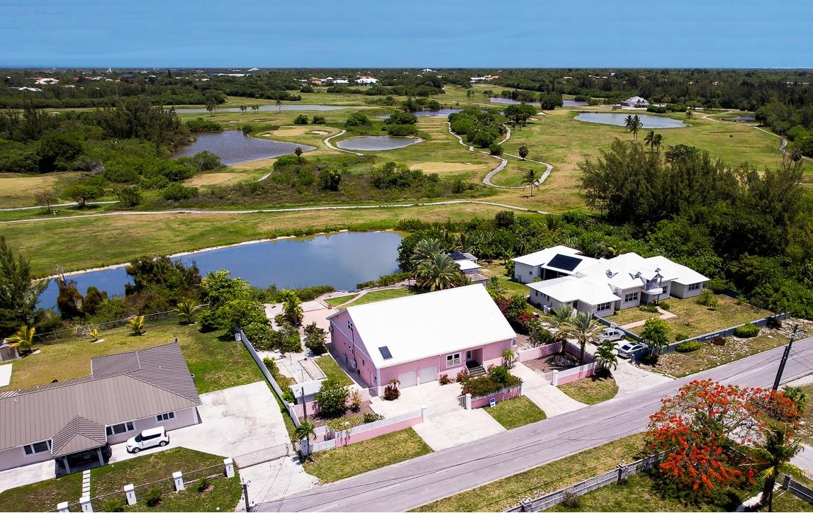 /listing-single-family-home-in-bahama-reef-yacht-country-club-82261.html from Coldwell Banker Bahamas Real Estate