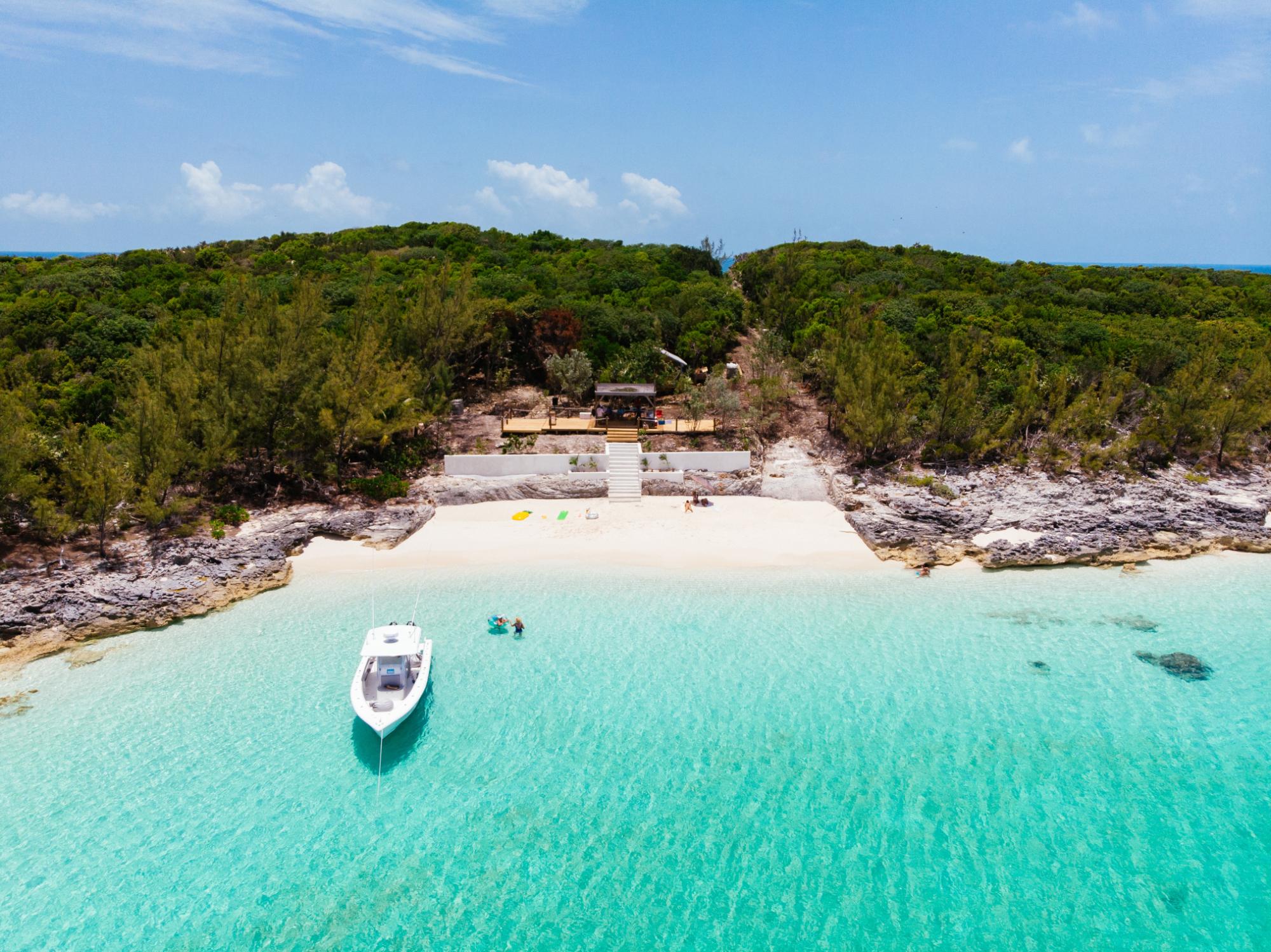/listing-lots-acreage-in-rose-island-82294.html from Coldwell Banker Bahamas Real Estate