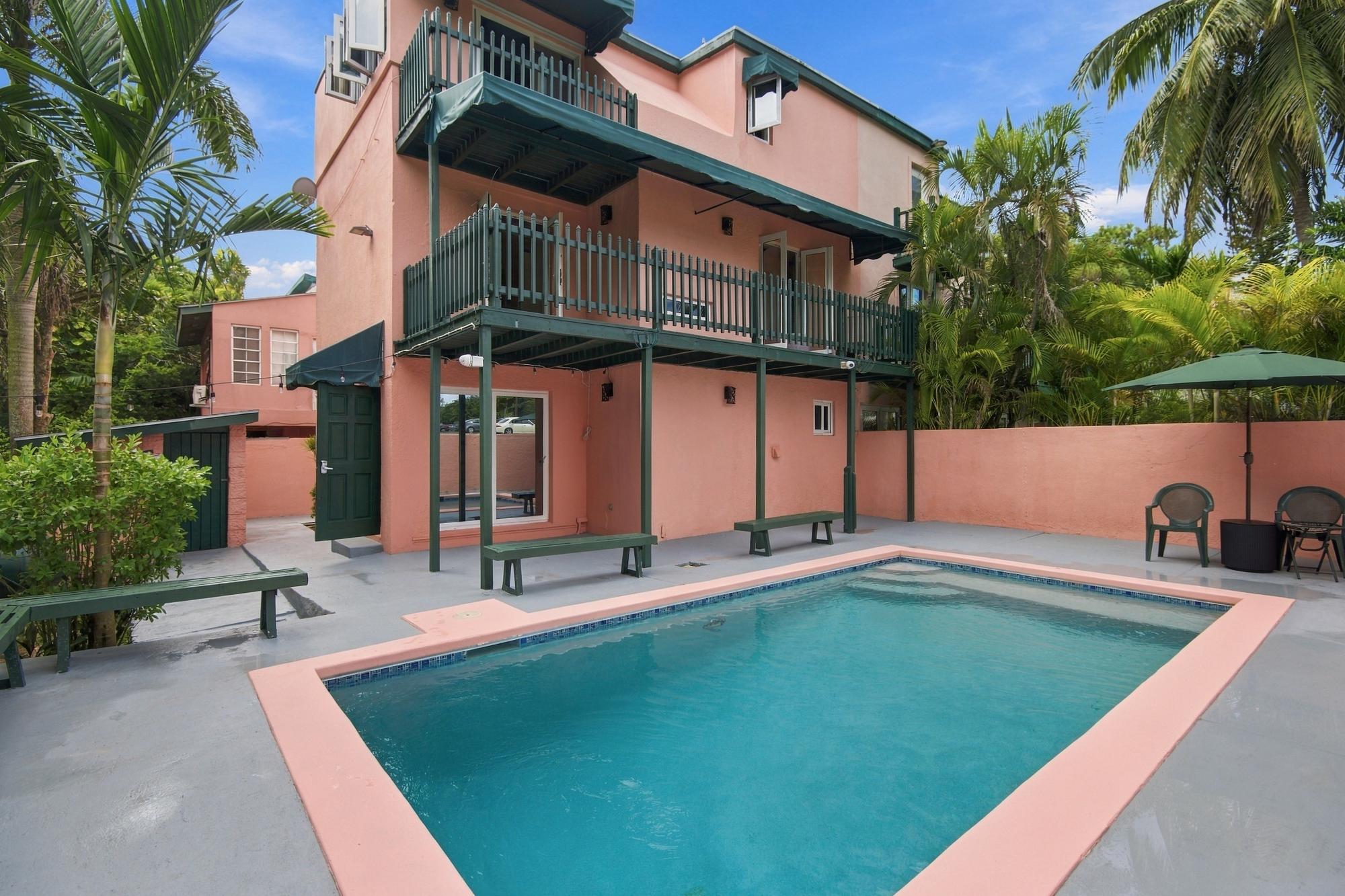 /listing-condo-in-prospect-ridge-82357.html from Coldwell Banker Bahamas Real Estate