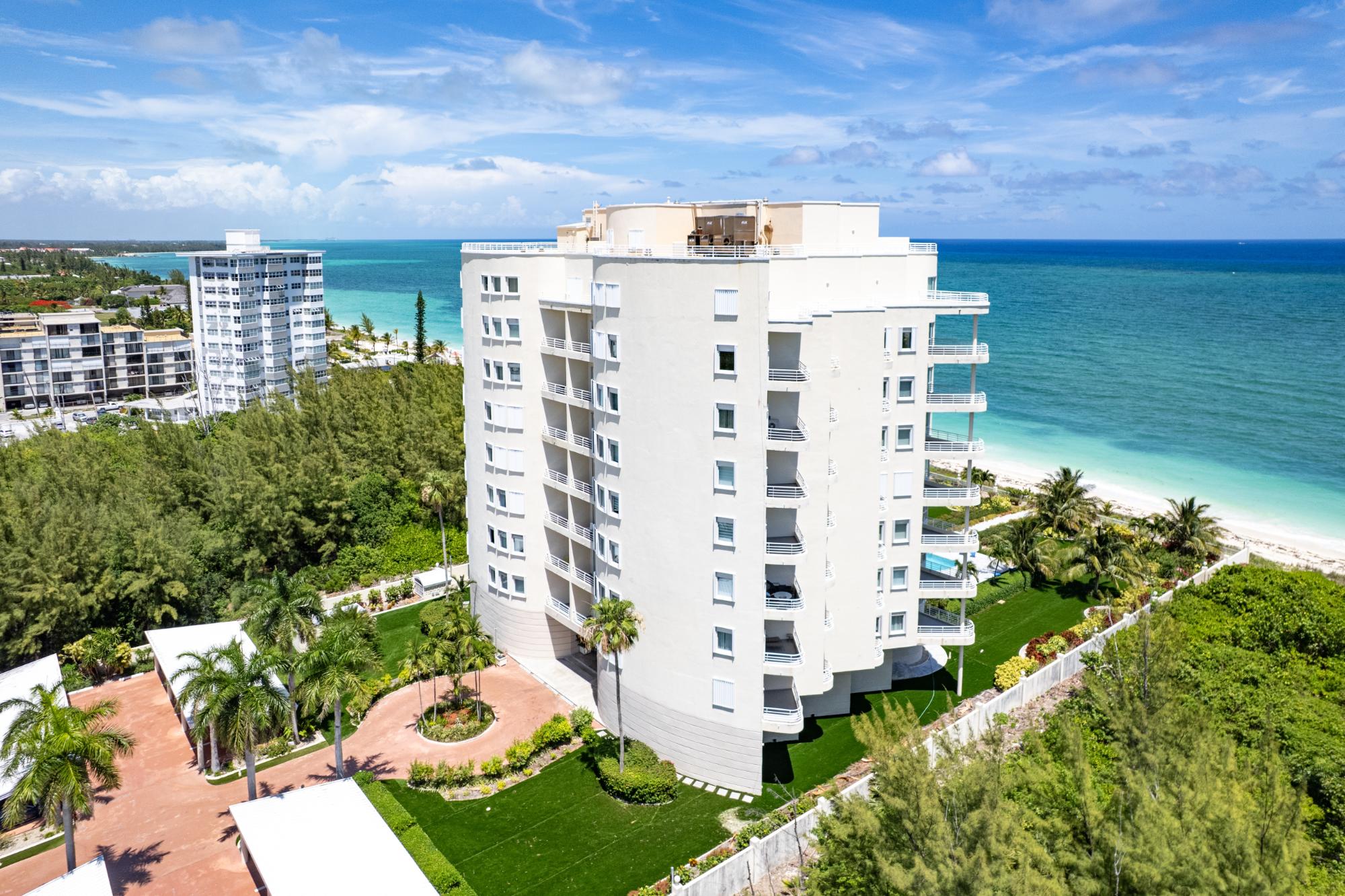 /listing-condo-in-lucaya-82387.html from Coldwell Banker Bahamas Real Estate