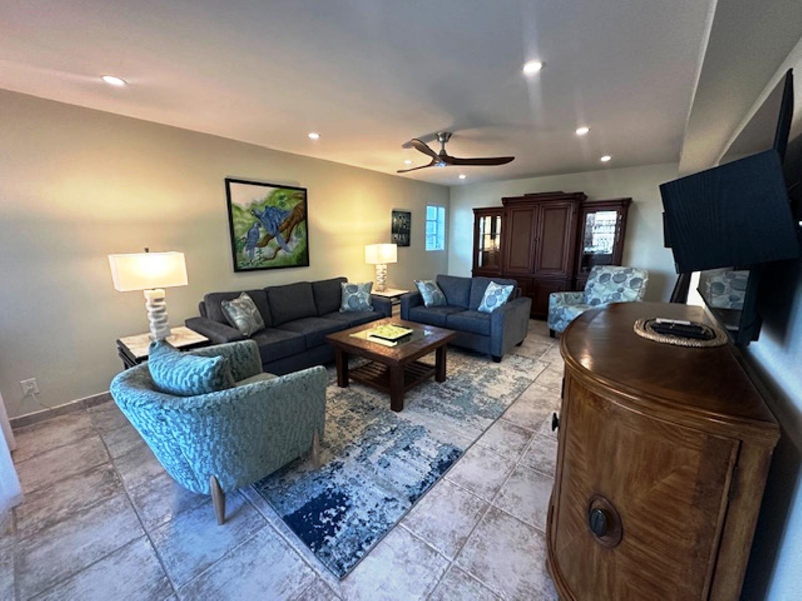 /listing-condo-in-lucaya-82453.html from Coldwell Banker Bahamas Real Estate