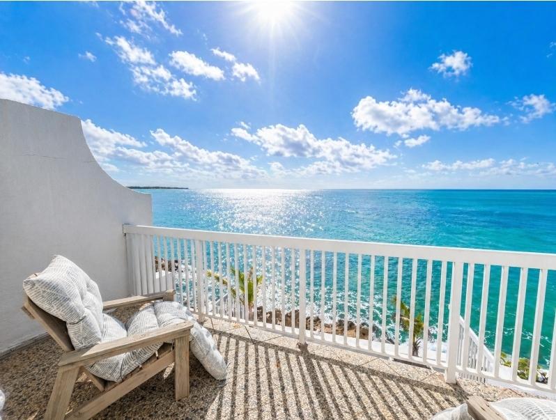 /listing-condo-in-west-bay-street-82545.html from Coldwell Banker Bahamas Real Estate
