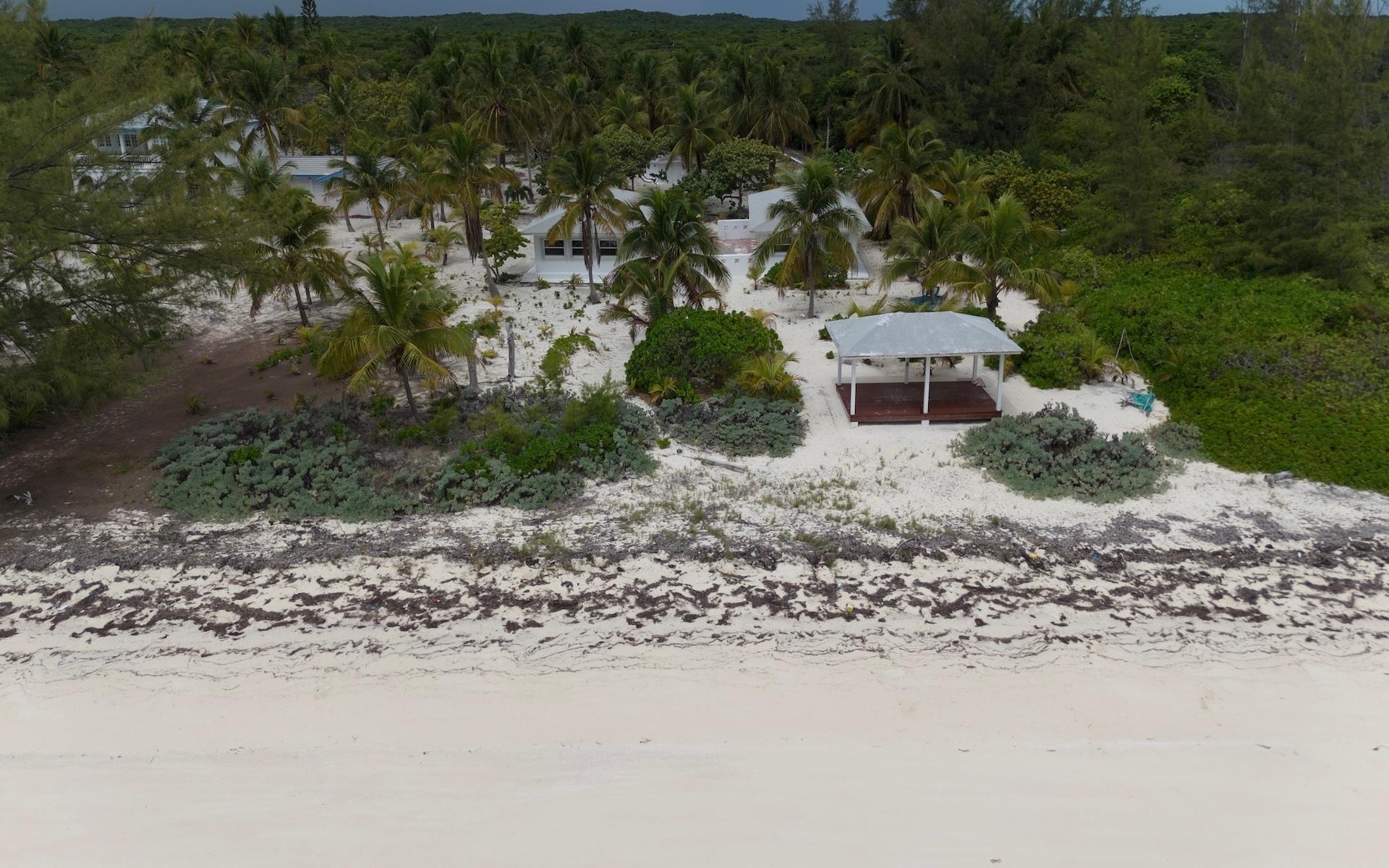 /listing-single-family-home-in-kemps-bay-82514.html from Coldwell Banker Bahamas Real Estate
