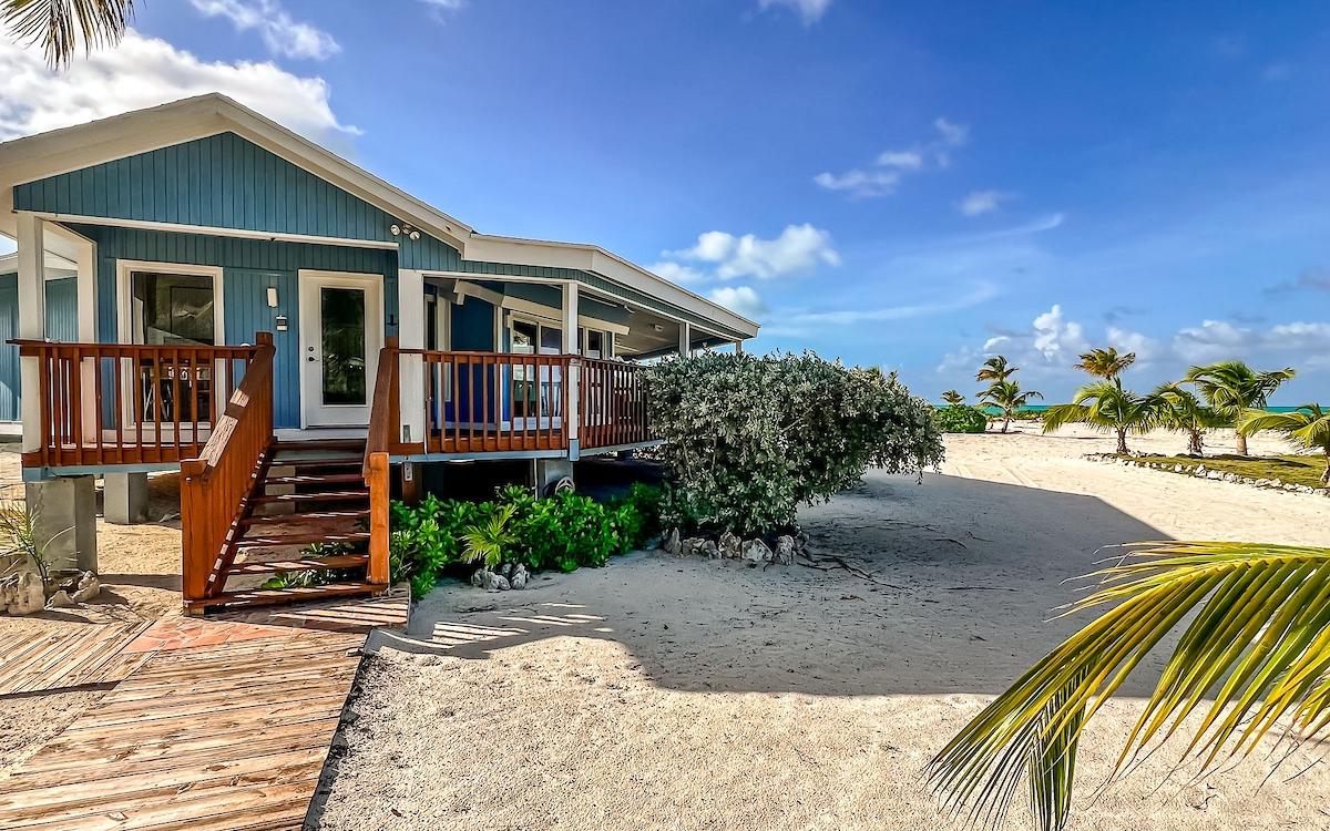 /listing-single-family-home-in-kemps-bay-82539.html from Coldwell Banker Bahamas Real Estate