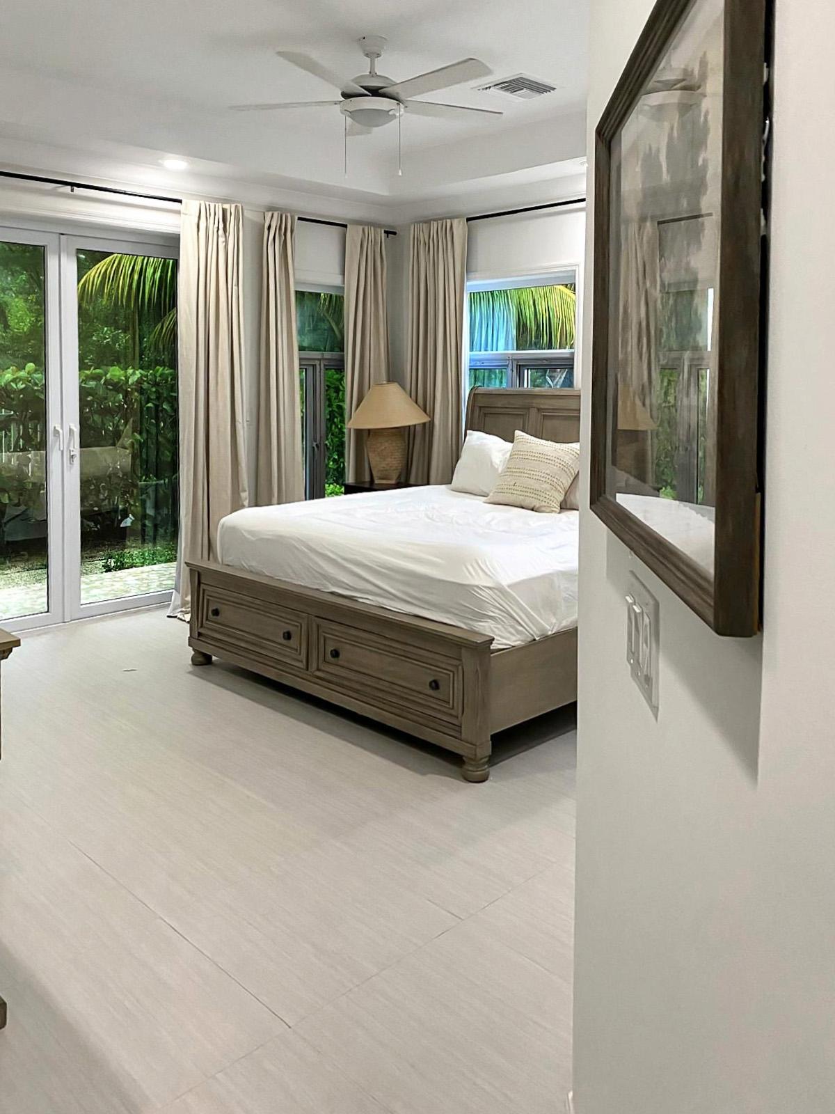 /listing-condo-in-coral-harbour-82646.html from Coldwell Banker Bahamas Real Estate