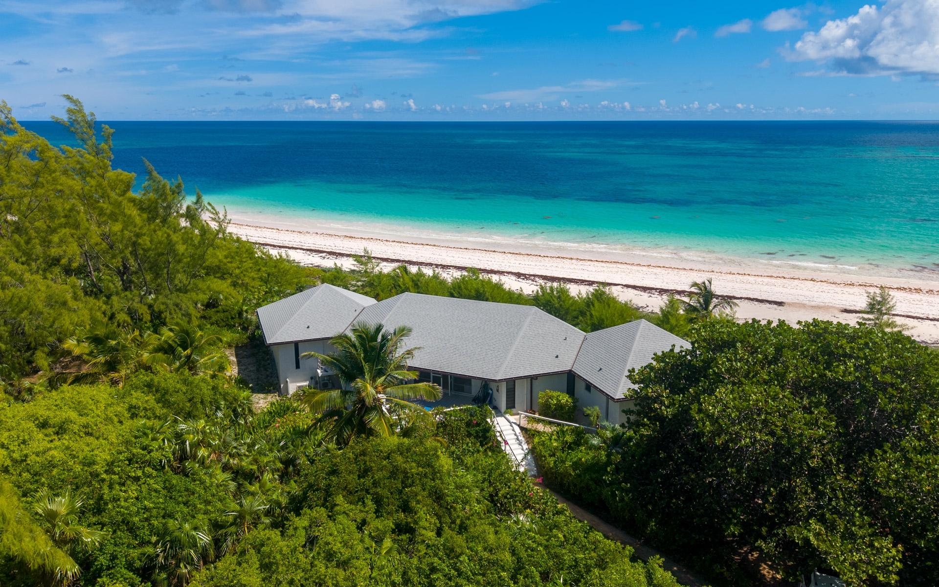 /listing-single-family-home-in-windermere-island-82650.html from Coldwell Banker Bahamas Real Estate